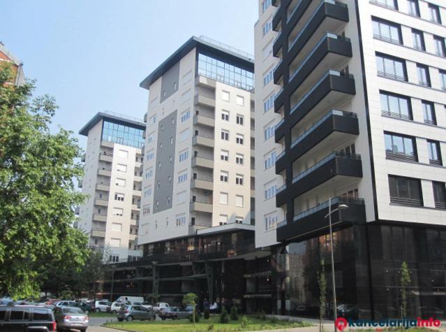 Апартаменты Teodora Lux Apartman Free Privat Parking Нови-Сад Экстерьер фото